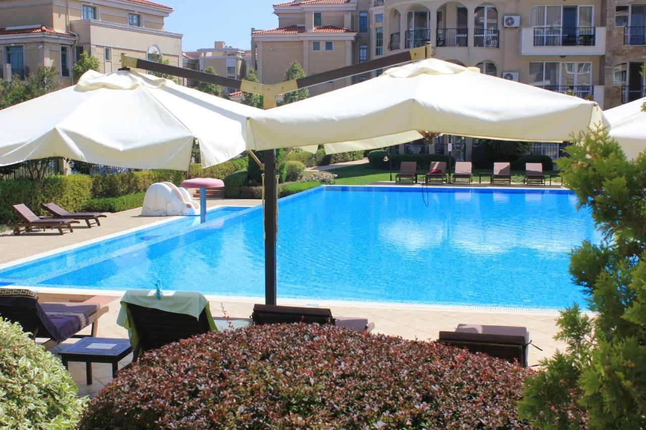 Atia Resort Chernomorets Bagian luar foto