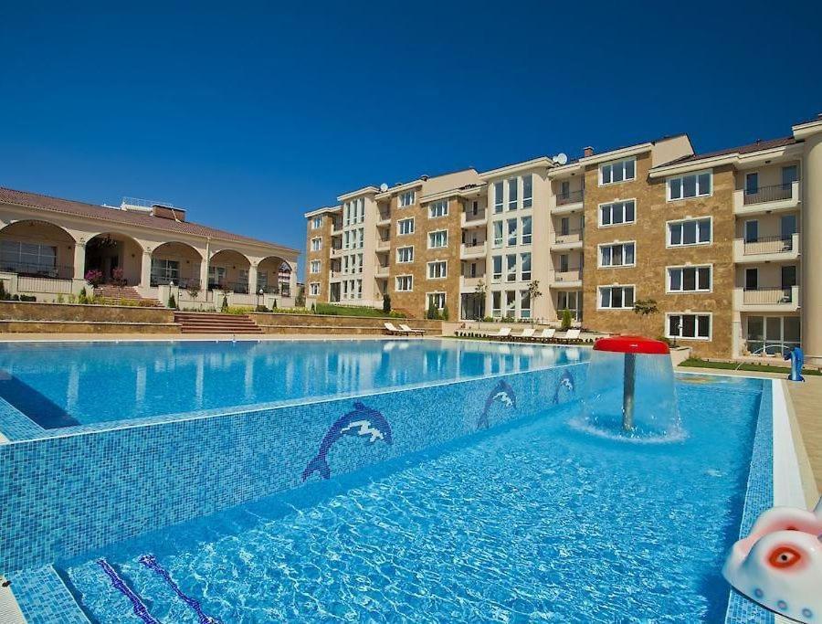 Atia Resort Chernomorets Bagian luar foto