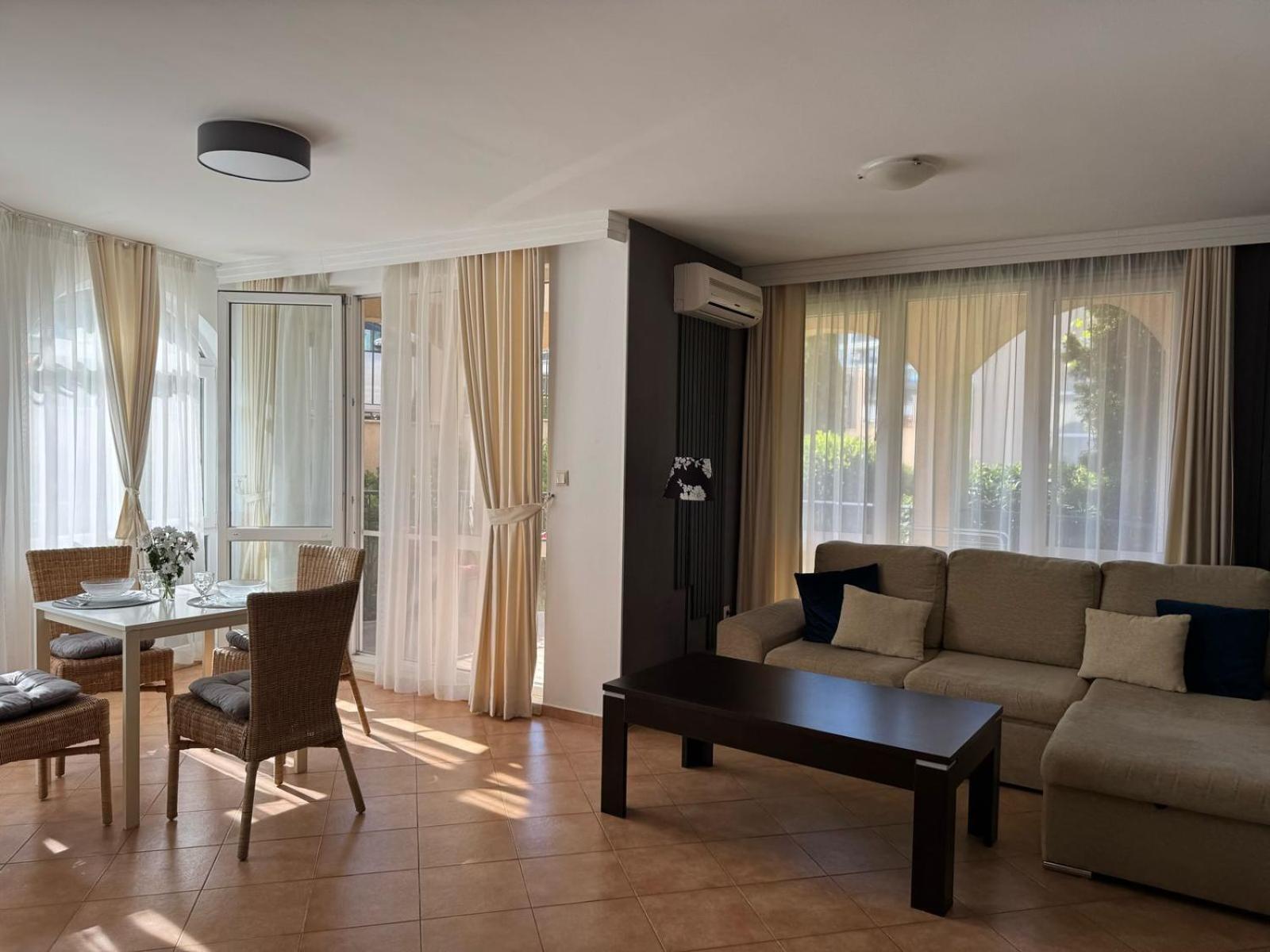 Atia Resort Chernomorets Bagian luar foto
