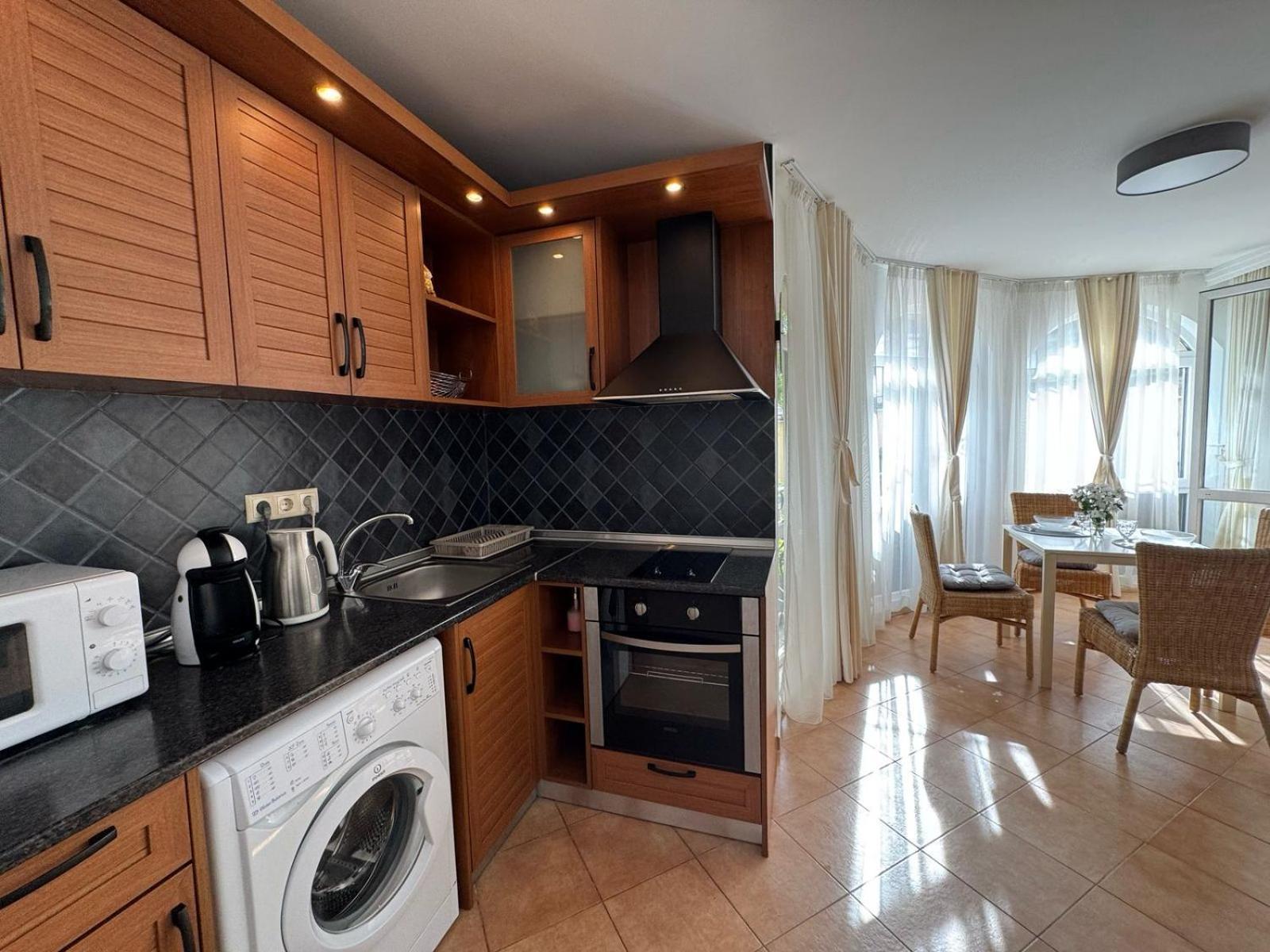 Atia Resort Chernomorets Bagian luar foto
